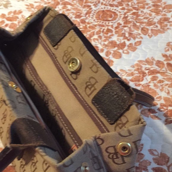 Dooney&Bourke Purse - Picture 2 of 4